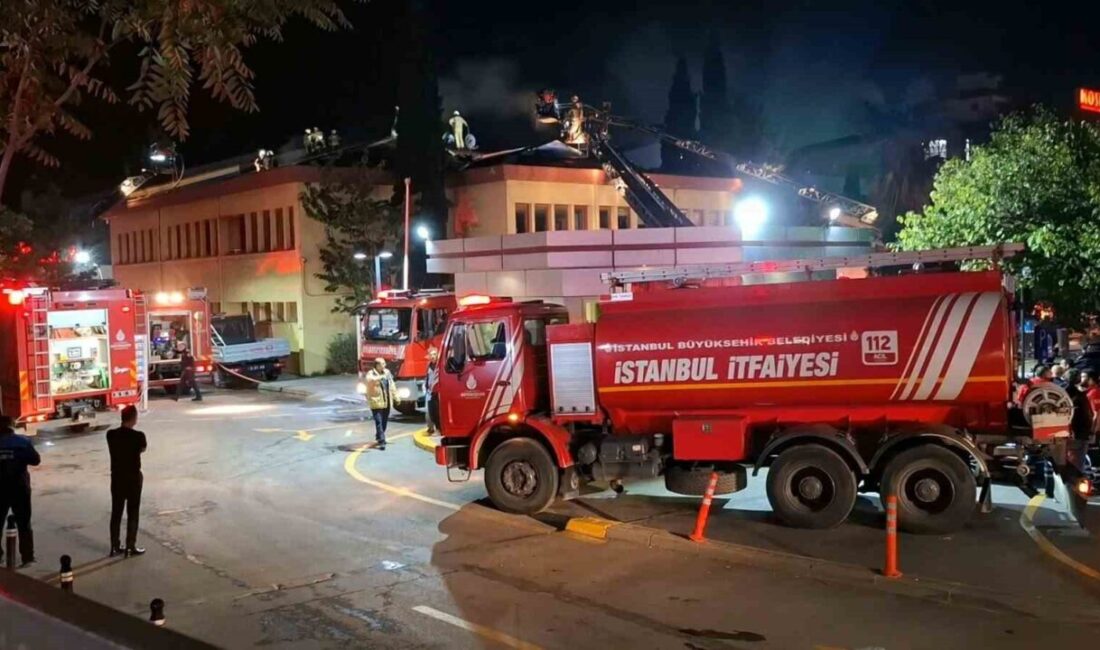 Kartal Koşuyolu Yüksek İhtisas Eğitim ve Araştırma Hastanesi’nin çatısındaki yangın,