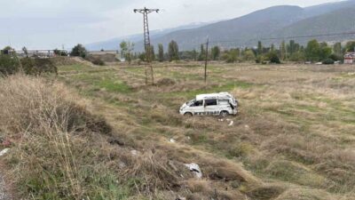 Tosya ilçesinde meydana gelen iki ayrı trafik kazasında toplam 3
