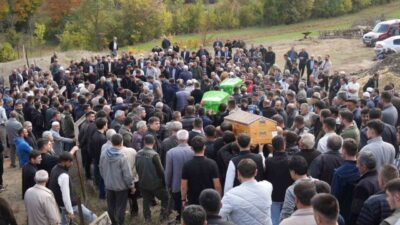 Kastamonu’nun Taşköprü ilçesinde tarlada çıkan bir anlaşmazlık sonucu silahlarla öldürülen