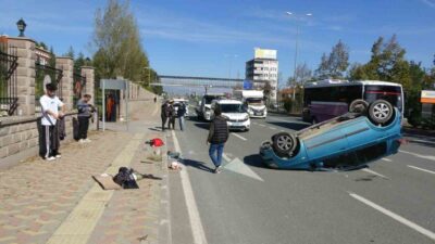 Kastamonu’da, bir minibüse çarpmamak için manevra yapmak zorunda kalan bir