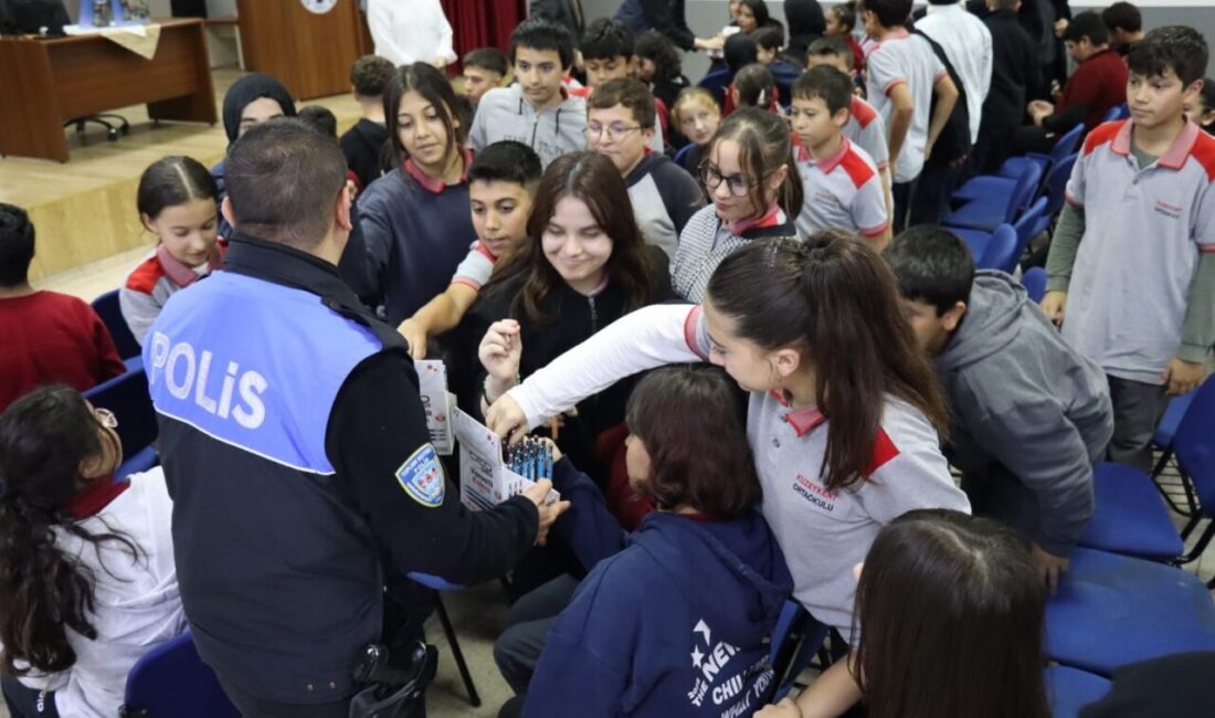 Kastamonu’da polis ekipleri tarafından yürütülen sosyal sorumluluk projesi kapsamında, 1