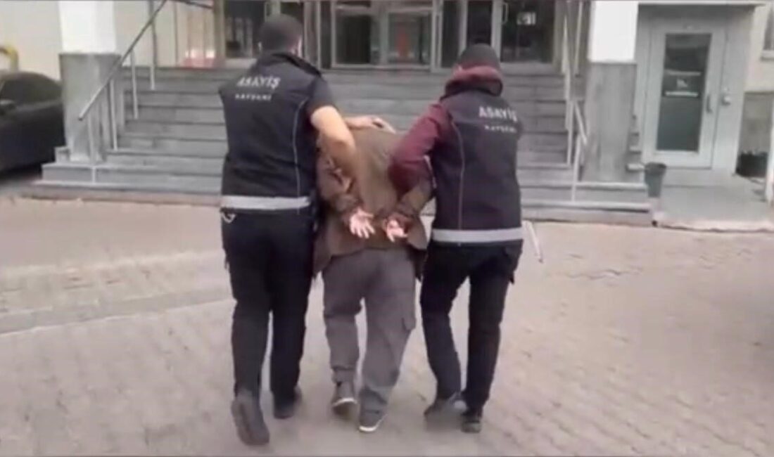 Kayseri’de polis ekipleri tarafından yapılan çalışmalarda, hakkında 3 farklı suçtan