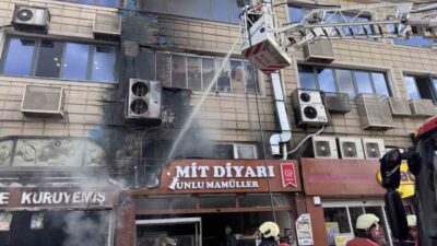 Melikgazi ilçesinde bulunan bir işyerinde çıkan yangına itfaiye ekipleri müdahale