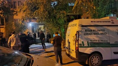 Keşan ilçesinde, Özgün Yapı Kooperatifi’ne ait bir apartman dairesinde tek