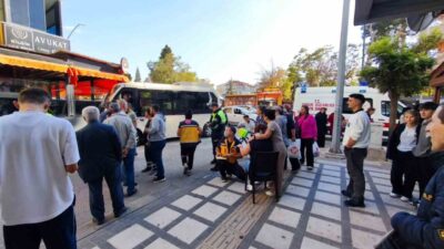 Keşan ilçesinde yaşanan bir olayda, minibüsün çarptığı iki yayadan yaralananlar