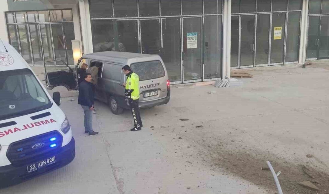 Keşan ilçesinde polisin dur ihtarına uymayan ve ardından kaçmaya başlayan