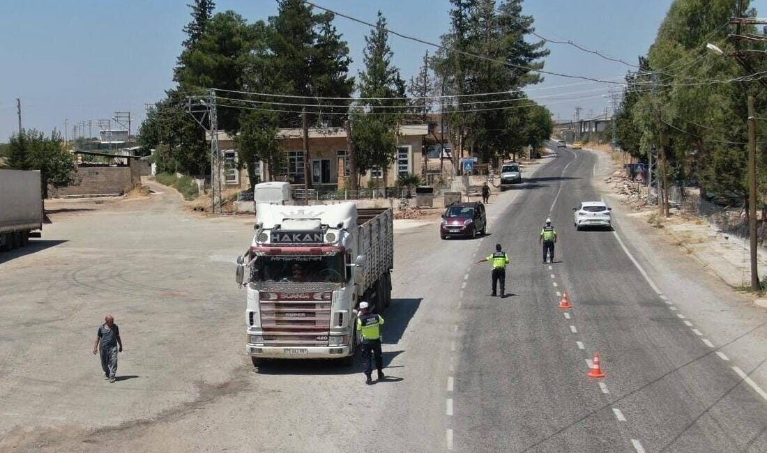 Kilis’te jandarma ekipleri trafik ihlallerini önlemek ve trafik güvenliğini sağlamak