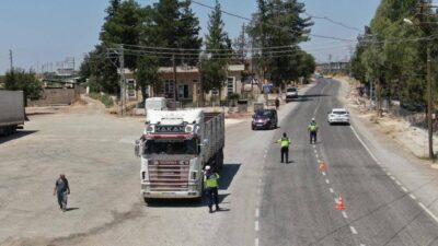 Kilis’te jandarma ekipleri trafik ihlallerini önlemek ve trafik güvenliğini sağlamak