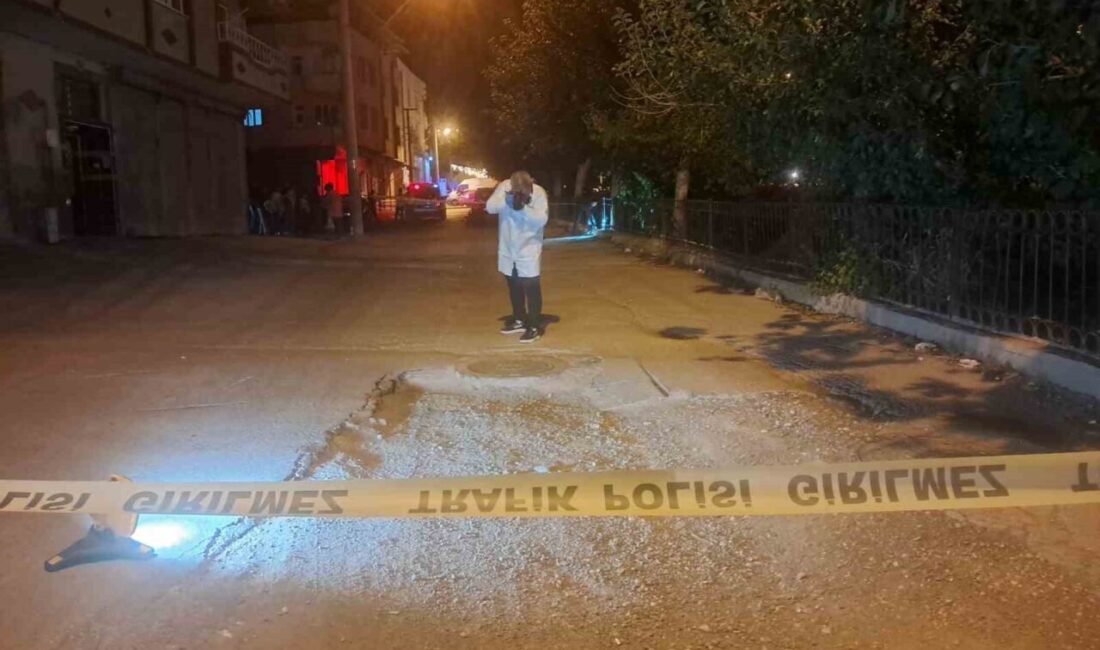 Kilis’te meydana gelen kazada, bir motosikletin rögar kapağına çarpması sonucu