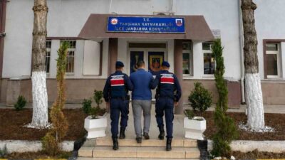 Kırıkkale’de, çeşitli suçlardan aranan 4 firari hükümlü, jandarma ekipleri tarafından