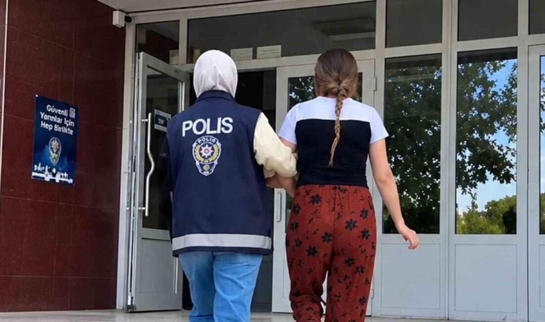 Kırıkkale ilinde polis ekipleri tarafından gerçekleştirilen iki ayrı operasyonda uyuşturucu