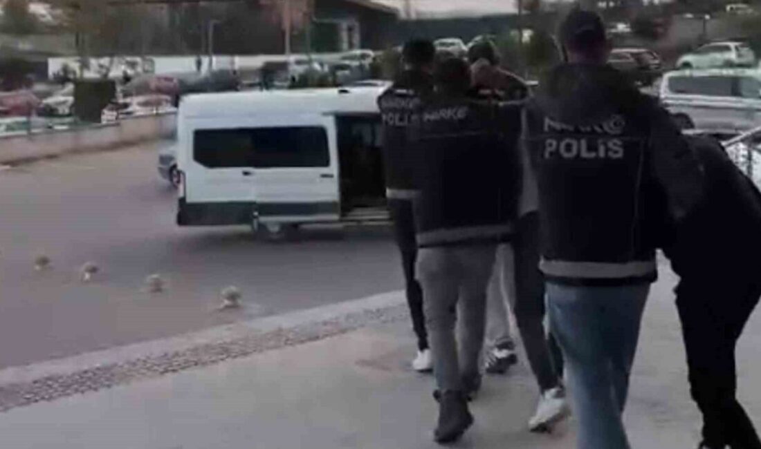 Kırıkkale’de polis ekiplerince düzenlenen iki ayrı uyuşturucu operasyonunda 2 bin