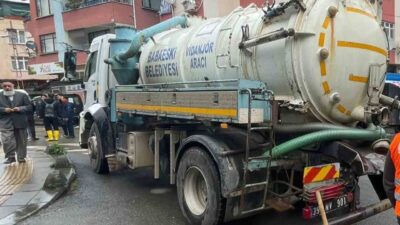 İstanbul’da meydana gelen şiddetli yağışların sebep olduğu sel ve heyelanın