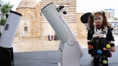 Kırşehirliler, Bilim ve Amatör Astronomi Kulübü iş birliğiyle düzenlenen halk