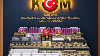 Kırşehir’de polis ekipleri tarafından durdurulan bir araçta 750 paket gümrük