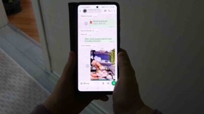 Kastamonu’da yaşayan bir engelli kadın, internet üzerinden kızına fincan takımı