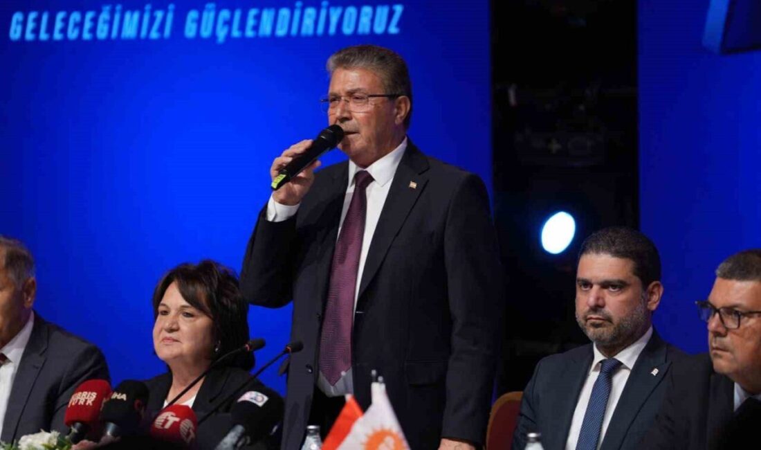 KKTC Başbakanı ve UBP Genel Başkanı Ünal Üstel, gençlere yönelik