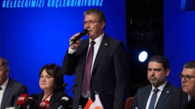 KKTC Başbakanı ve UBP Genel Başkanı Ünal Üstel, gençlere yönelik