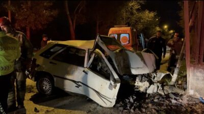Bursa’nın Osmangazi ilçesinde meydana gelen trafik kazasında, kontrolü kaybeden bir