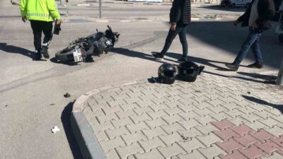 Konya’nın Ereğli ilçesinde meydana gelen trafik kazasında 2 kişi yaralandı.