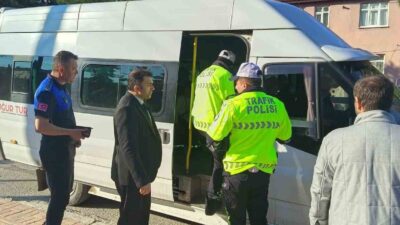Ladik ilçesinde, taşımalı eğitim yapan servis araçları denetlendi. İlçe Millî