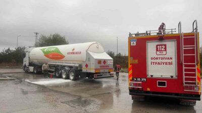 Bolu’da TEM Otoyolu üzerinde LPG yüklü bir tırın lastiklerinde çıkan