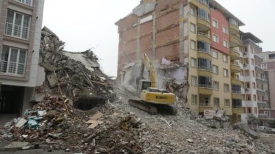 Malatya merkezli 7 ilde, yıkımlara ilişkin 4 ayrı soruşturma kapsamında