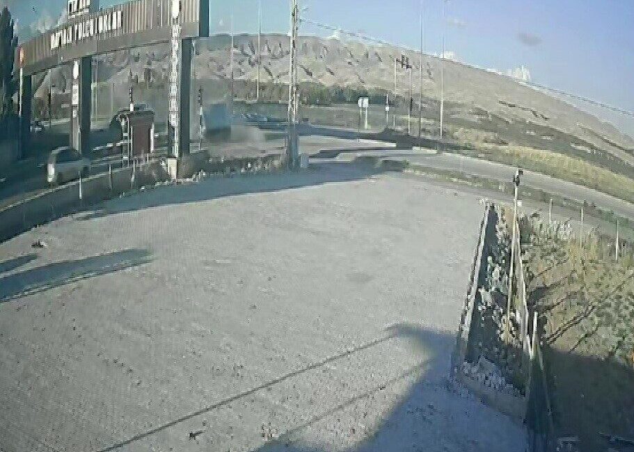 Malatya’da gerçekleşen trafik kazasında minibüs ile otomobilin çarpışması sonucu 1