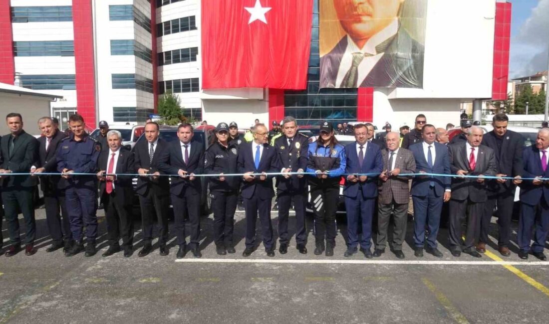 Malatya’da İl Emniyet Müdürlüğü’ne tahsis edilen yeni hizmet araçları, düzenlenen