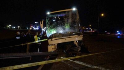 Malatya’nın Yeşilyurt ilçesinde meydana gelen trafik kazasında otobüs ile hafif