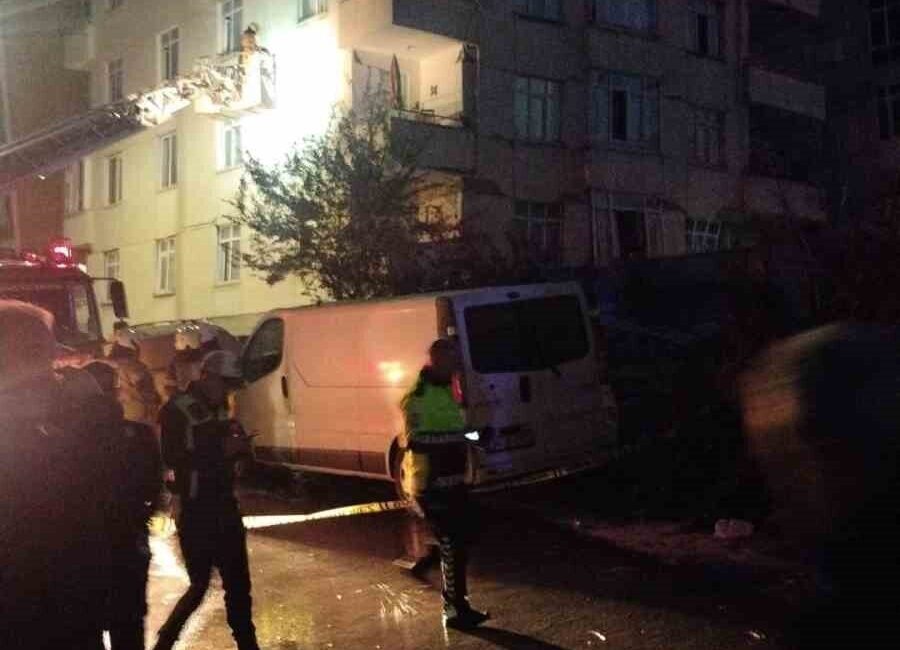Maltepe ilçesinde yer alan Cevizli Mahallesi’nin Doğu Sokak’taki bir binada