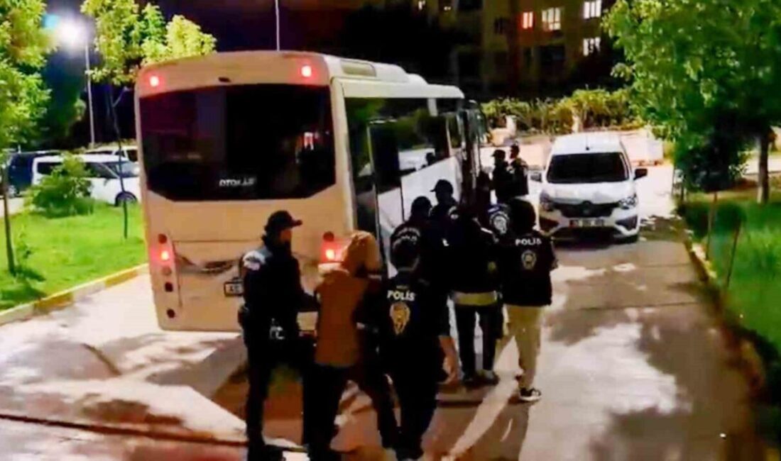 Manisa merkezli 6 ilde gerçekleştirilen eş zamanlı operasyonda, yasa dışı