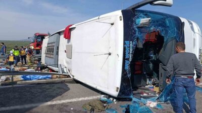 Akhisar ilçesinde meydana gelen trafik kazasında 11 kişinin hayatını kaybettiği