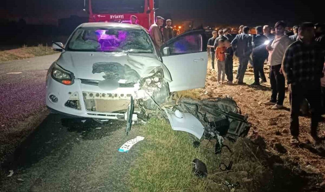 Mardin’in Kızıltepe ilçesinde bir otomobil ile bir motosikletin çarpışması sonucunda