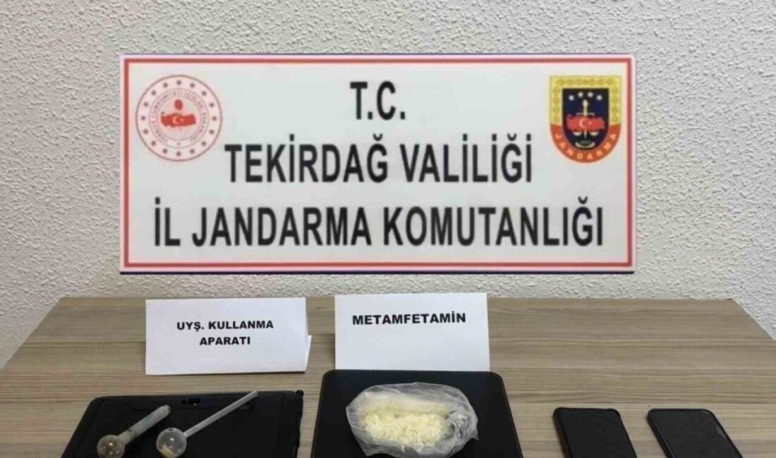 Marmaraereğlisi ilçesinde jandarma tarafından yapılan operasyonda uyuşturucu madde ele geçirildi
