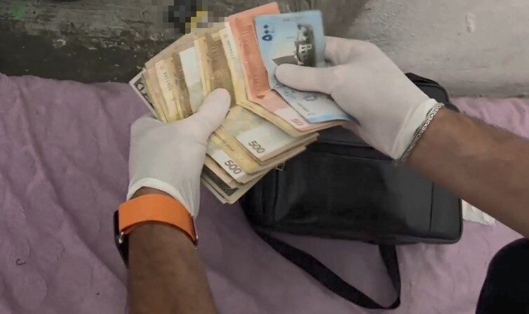 Terör örgütü DEAŞ’a karşı Mersin merkezli 4 ilde düzenlenen operasyonda,