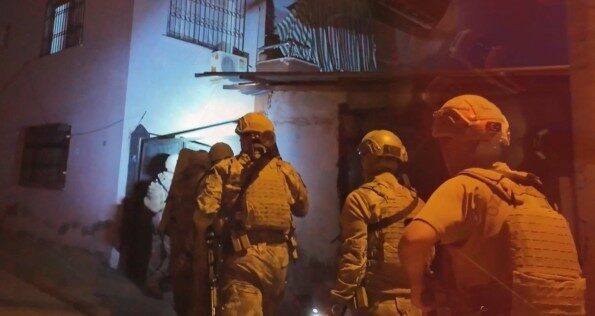 Mersin ve Erdemli Cumhuriyet Başsavcılıkları koordinesinde gerçekleştirilen operasyonlarda yasa dışı