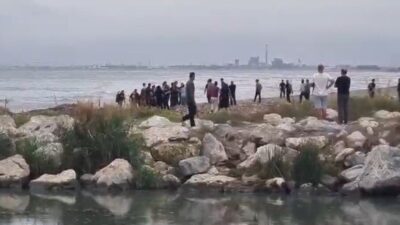 Mersin’in Akdeniz ilçesine bağlı Adanalıoğlu Mahallesi sahilinde feci bir olay