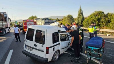 Mersin’de meydana gelen trafik kazasında, hafif ticari aracın çekiciye arkadan