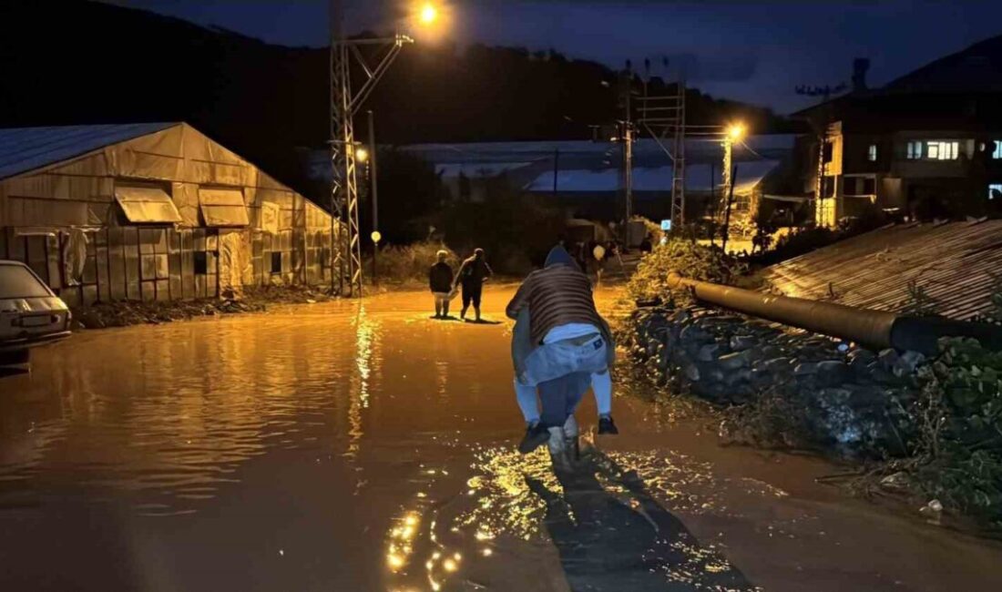 Mersin’de Meteoroloji ve AFAD tarafından yapılan uyarıların ardından dün gece