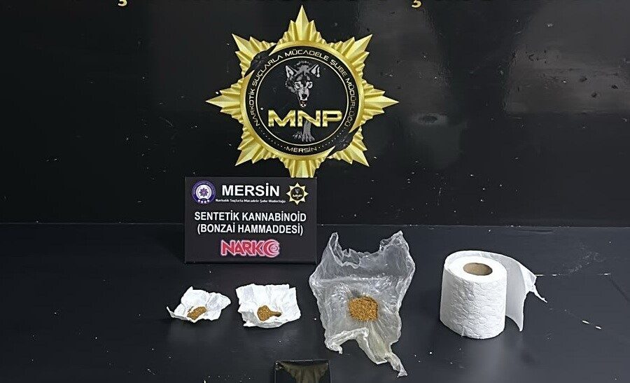 Mersin Cumhuriyet Başsavcılığı koordinesinde narkotik polisinin yaptığı çalışmada torbacı olarak