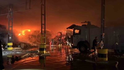 Mersin’de bir tütün deposunda çıkan yangın, büyük çapta maddi hasara