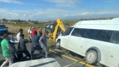 Adıyaman-Samsat Karayolu’nda meydana gelen bir olayda, dar yolda seyir halinde