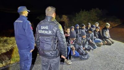 İzmir’in Urla ilçesinde Sahil Güvenlik mobil radarı tarafından kara üzerinde