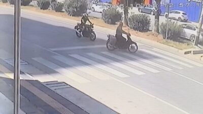 Mersin’in Erdemli ilçesinde meydana gelen trafik kazasında, iki motosiklet çarpıştı
