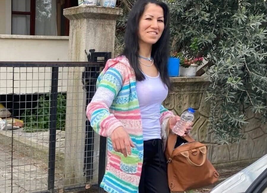 Muğla’nın Kavaklıdere ilçesinde, 8 Mart Dünya Kadınlar Günü’nde eşi Sermin