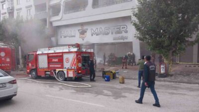 Mersin’in Mut ilçesinde 4 katlı binanın altında bulunan halı ve