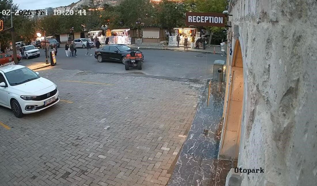 Nevşehir İlçesi Göreme beldesinde, park halindeki bir ATV’nin nedeni henüz