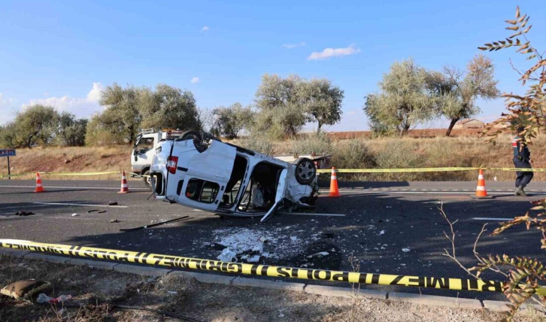 Hacıbektaş ilçesindeki bir kaza sonucunda refüje çarpıp karşı şeride geçerek