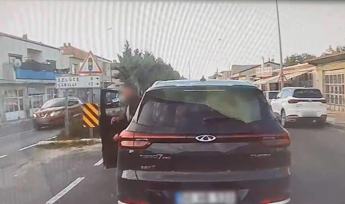 Nevşehir’in Kaymaklı beldesinde bir sürücü, trafikte kavga ettiği diğer sürücüye